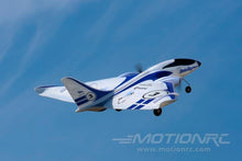 Load image into Gallery viewer, HobbyZone Delta Ray with SAFE 865mm (34") Wingspan - RTF